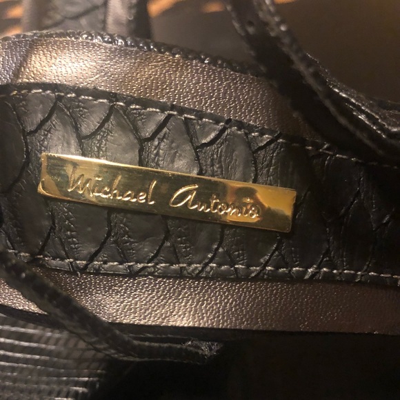 Black stilettos never worn size 6 - Picture 3 of 3